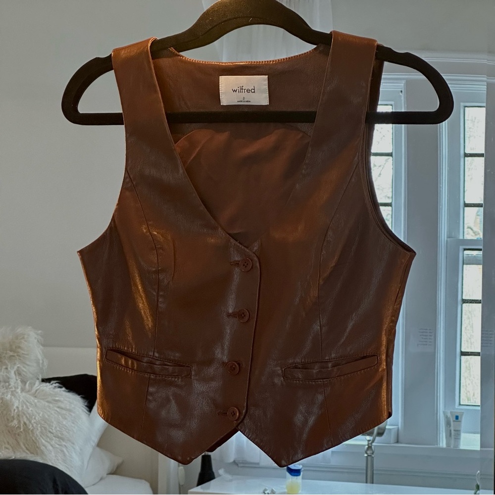 Aritzia Wilfred Desire Vest in Brown Leather